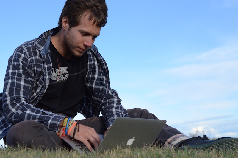 Digitální nomádi pracují na svých cestách